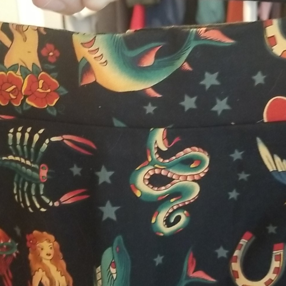 Heartbreaker tattoo print skirt Heart of Haute - Picture 3 of 4